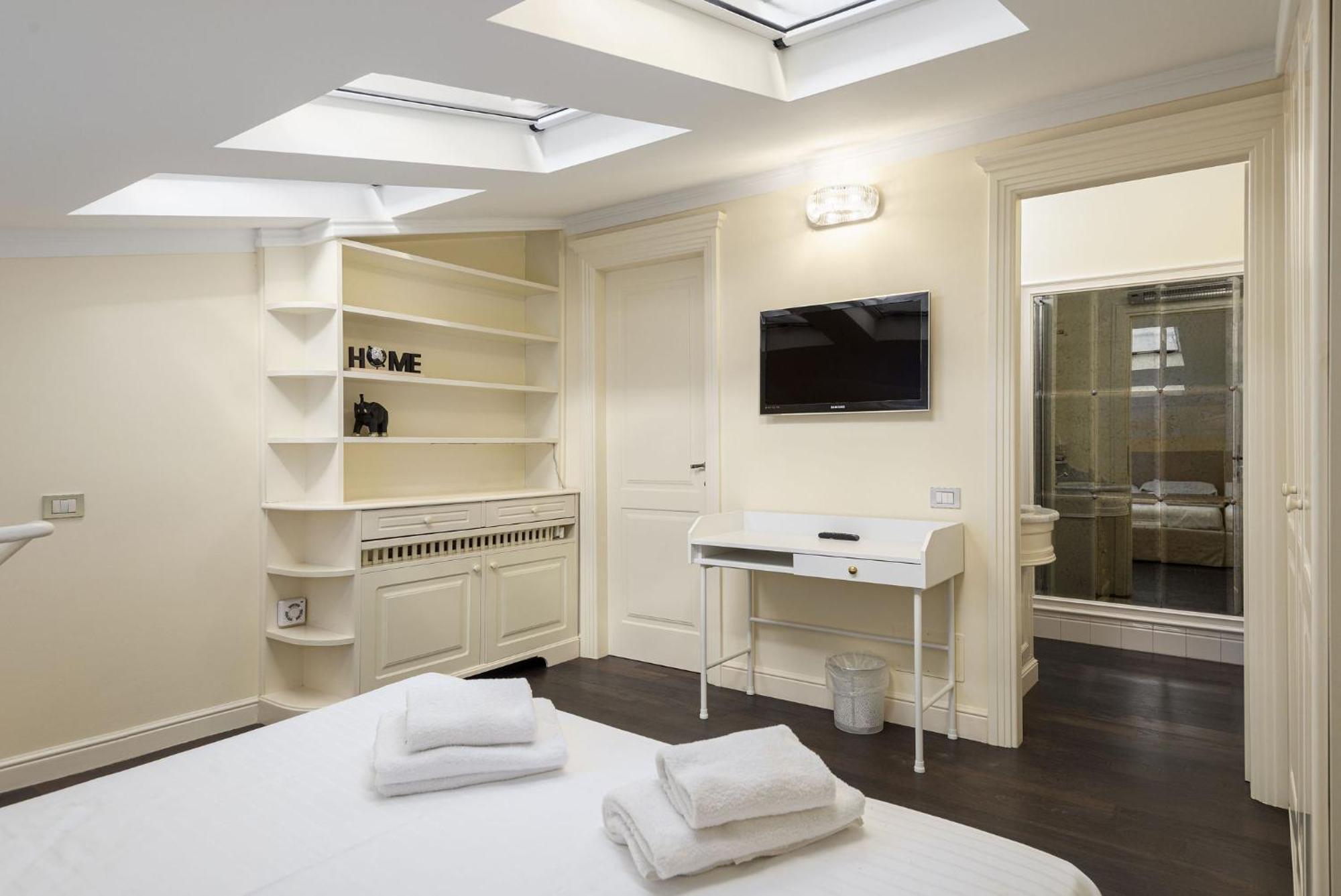 Unyca - Luxury Central Suite Florence Exterior photo