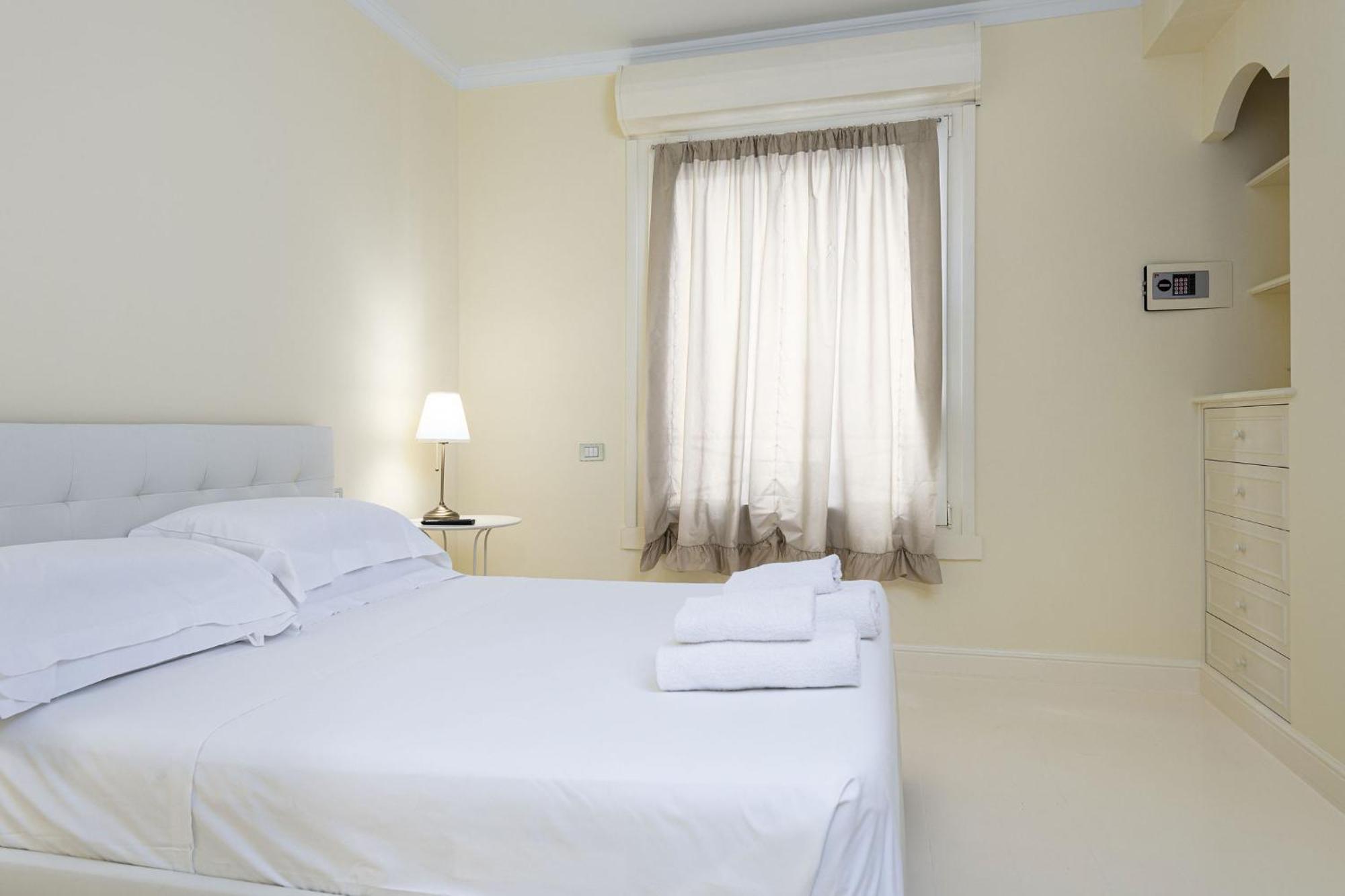 Unyca - Luxury Central Suite Florence Exterior photo